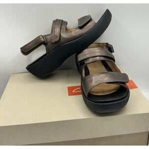 Clark's Unstructured UN Harvest‎ Bronze Lea Sandals Women's Size 8.5 Wide